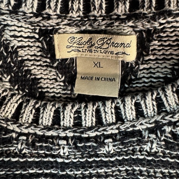 Lucky Brand Geometric Patterned Sweater - Black and White Size XL - Picture 6 of 7
